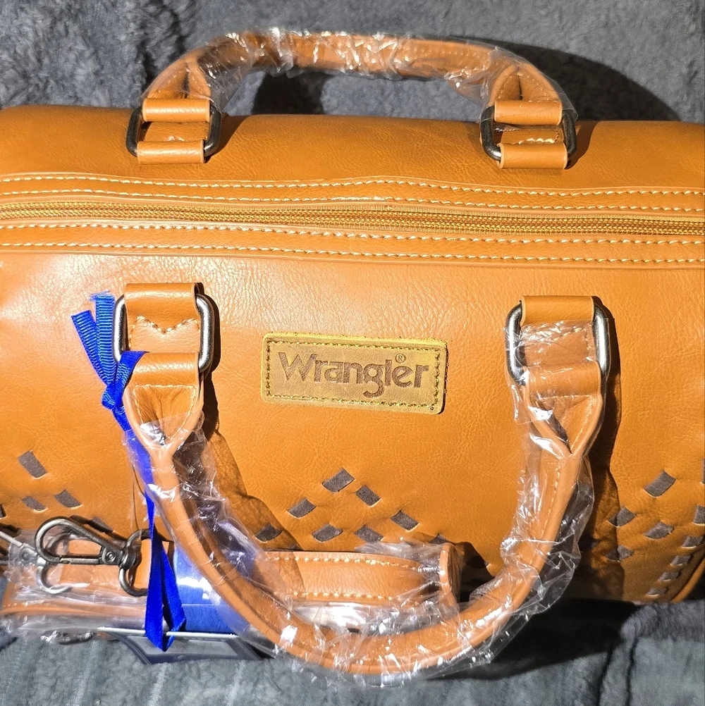 Wrangler W Barrel Purse